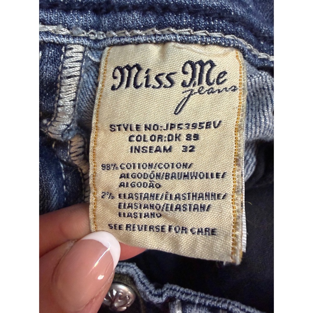 Miss Me Bootcut Jeans Blue Embroidered Crystal Embellished Size 29 - Picture 13 of 14
